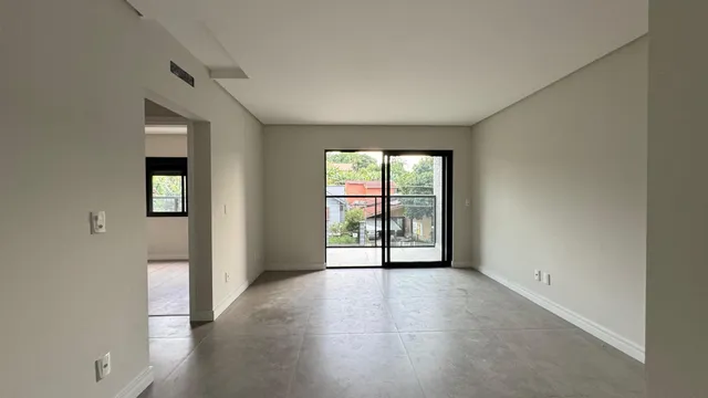 Apartamento com 2 dormitórios, foto 2