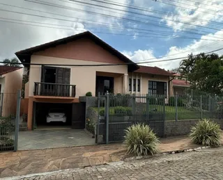 Casa com 3 dormitórios, foto 1