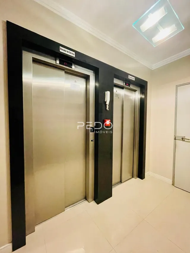 Apartamento com 3 dormitórios, foto 2