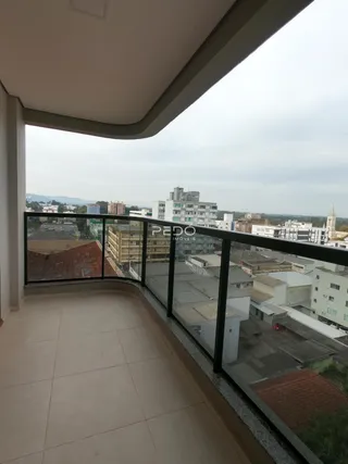 Vista da varanda com vista para a paisagem urbana de Lajeado.