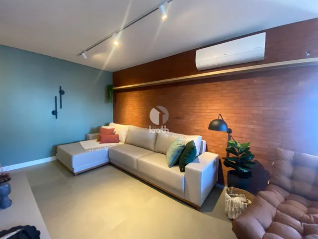 Apartamento com 3 dormitórios, foto 2
