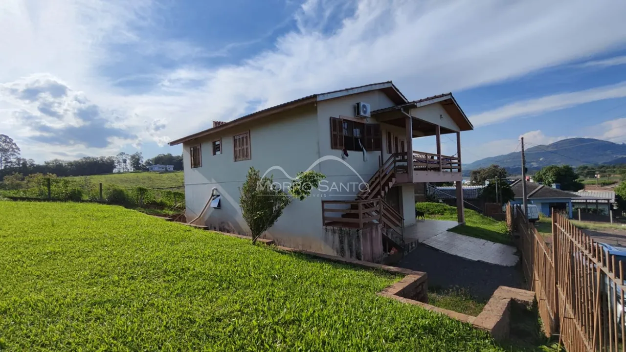 Casa com 3 dormitórios, foto 1