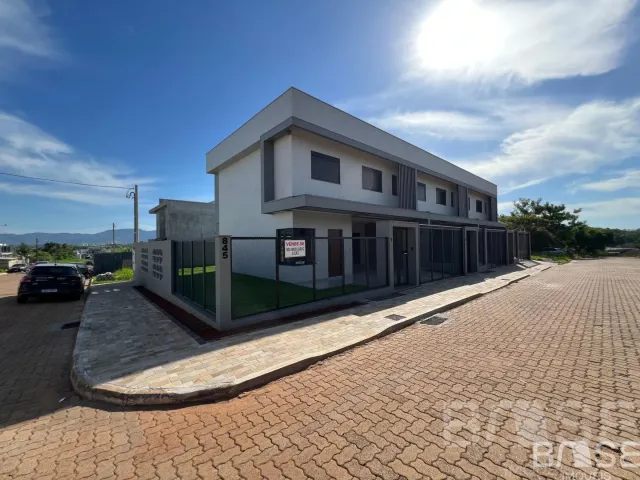 Sobrado com 3 dormitórios