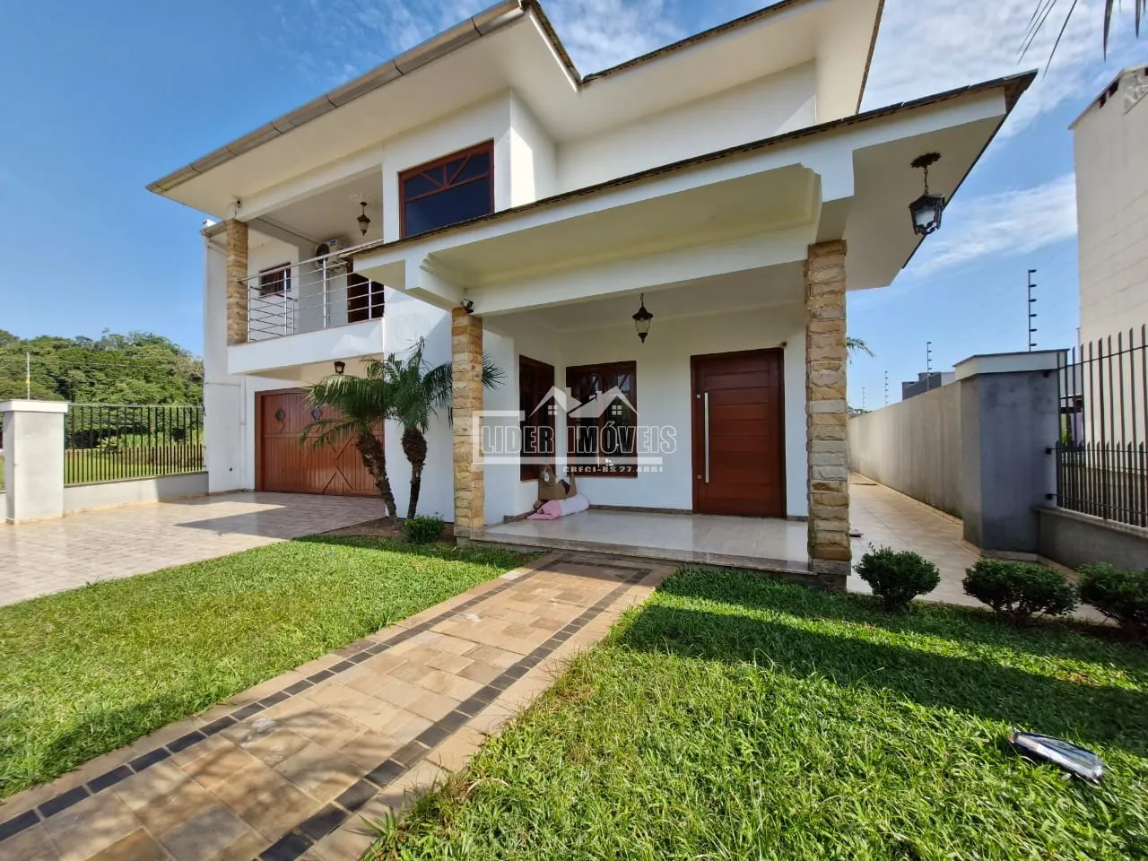 Casa com 3 dormitórios, foto 1