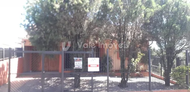 Casa com 3 dormitórios
