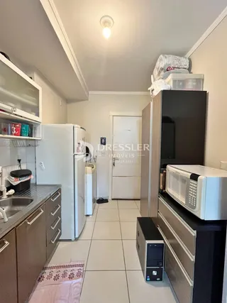 Foto da cozinha de um imóvel em Lajeado, Brasil.