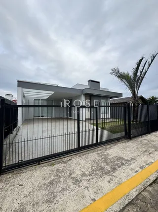 Casa com 2 dormitórios, foto 1