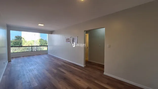 Apartamento com 3 dormitórios, foto 3