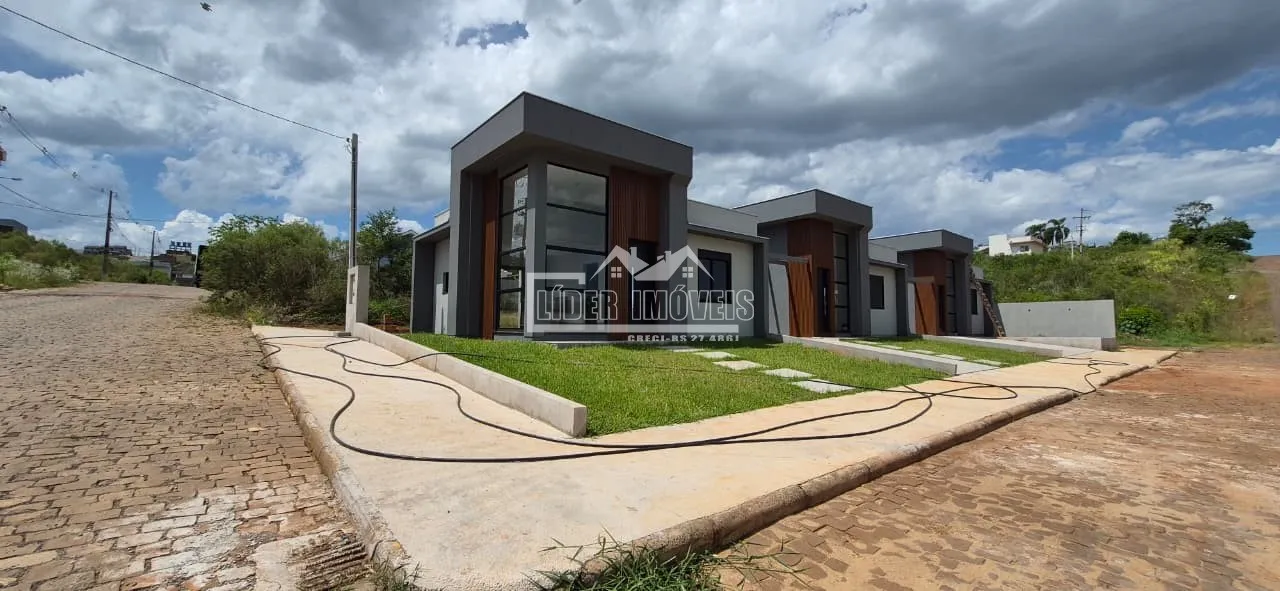 Casa geminada com 2 dormitórios, foto 1