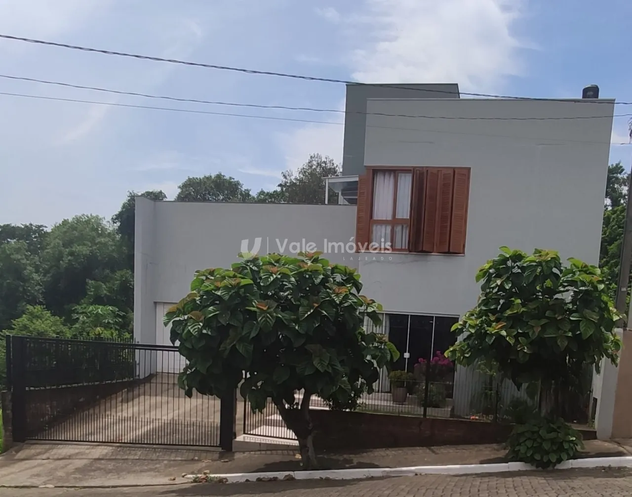 Casa com 3 dormitórios, foto 1