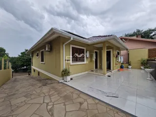Casa com 3 dormitórios, foto 2