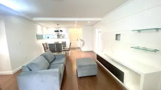Apartamento com 3 dormitórios, foto 2