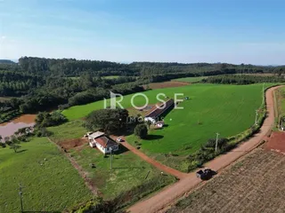 Área rural com 3 dormitórios, foto 2