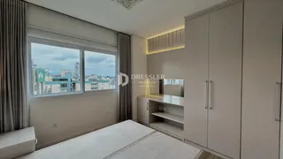 Apartamento com 2 dormitórios, foto 11