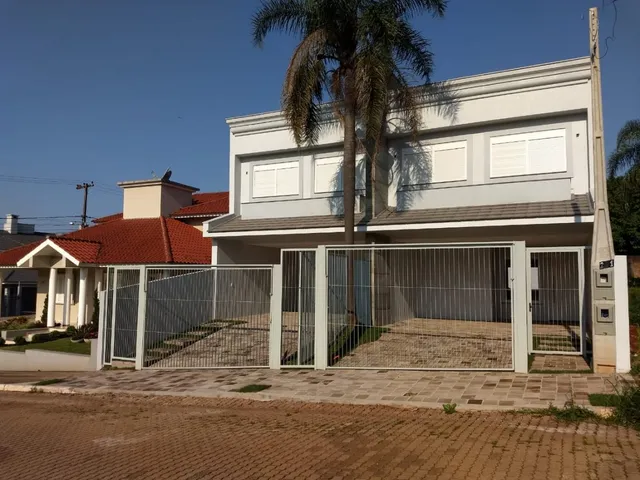 Sobrado com 3 dormitórios