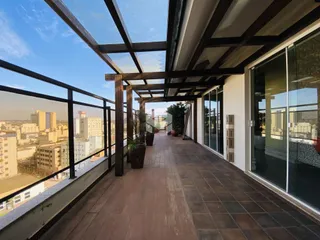 Varanda com vista da cidade em Lajeado.