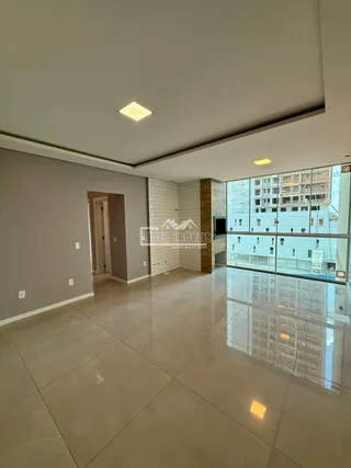 Apartamento com 2 dormitórios, foto 3