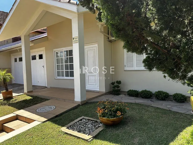 Casa com 3 dormitórios