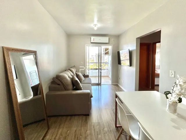 Apartamento com 2 dormitórios, foto 2