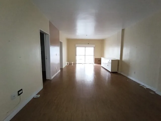 Apartamento com 3 dormitórios, foto 2