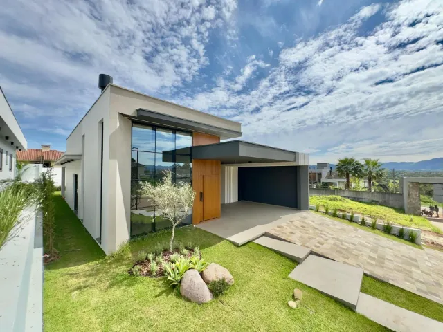 Casa com 3 dormitórios, foto 2