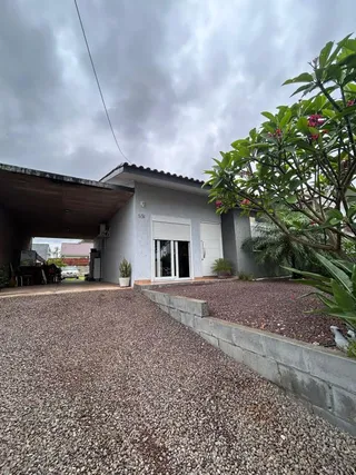 Casa com 2 dormitórios
