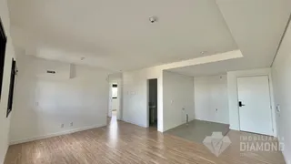 Apartamento com 2 dormitórios, foto 7
