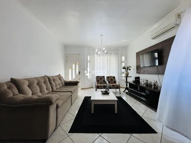Casa com 4 dormitórios, foto 3