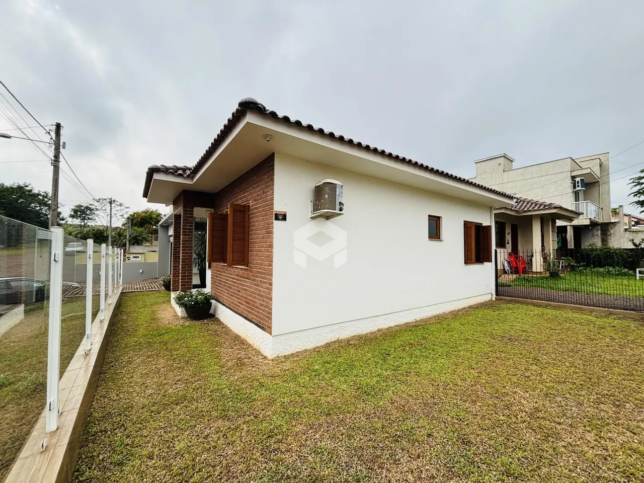 Casa com 2 dormitórios, foto 1