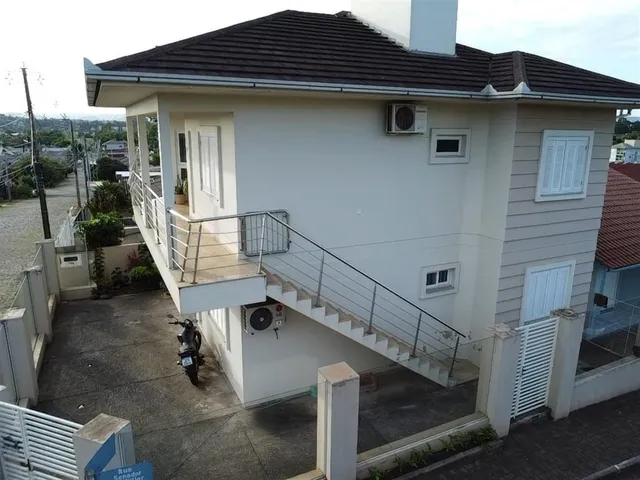 Casa com 8 dormitórios, foto 4