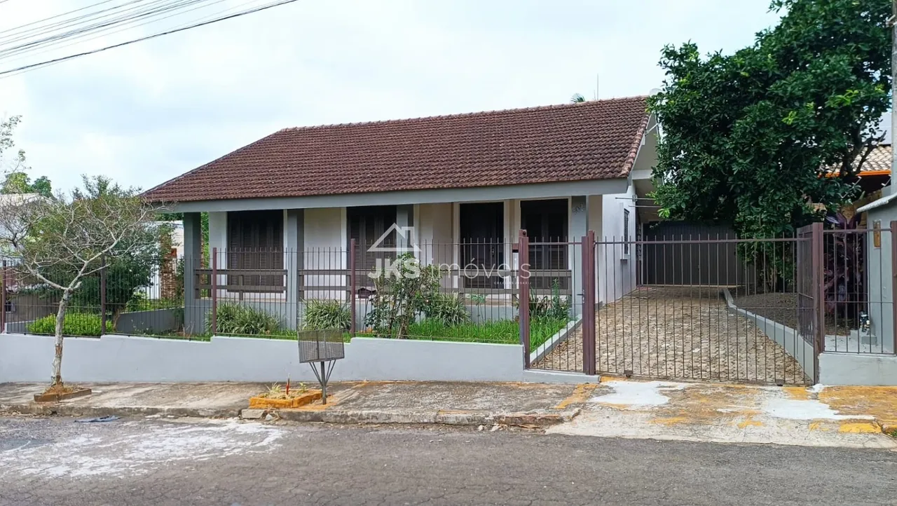 Casa com 3 dormitórios, foto 1