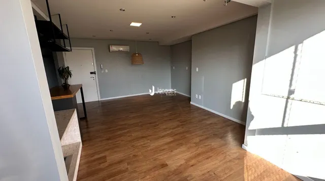 Apartamento com 2 dormitórios, foto 3