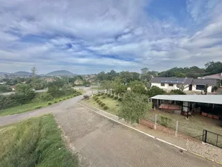 Vista externa da propriedade mostrando paisagem e área verde em Lajeado.