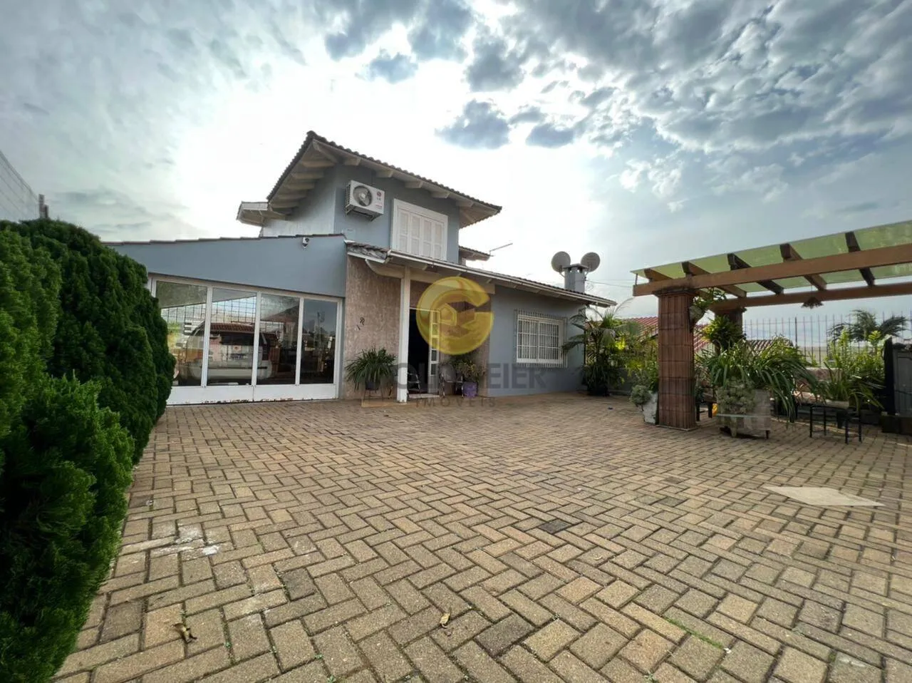 Casa com 3 dormitórios, foto 1
