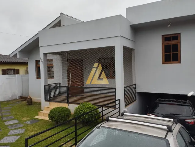 Casa com 3 dormitórios