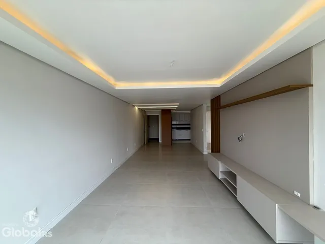 Apartamento com 3 dormitórios, foto 4