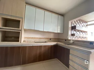 Foto da cozinha de um imóvel em Lajeado, Brasil.