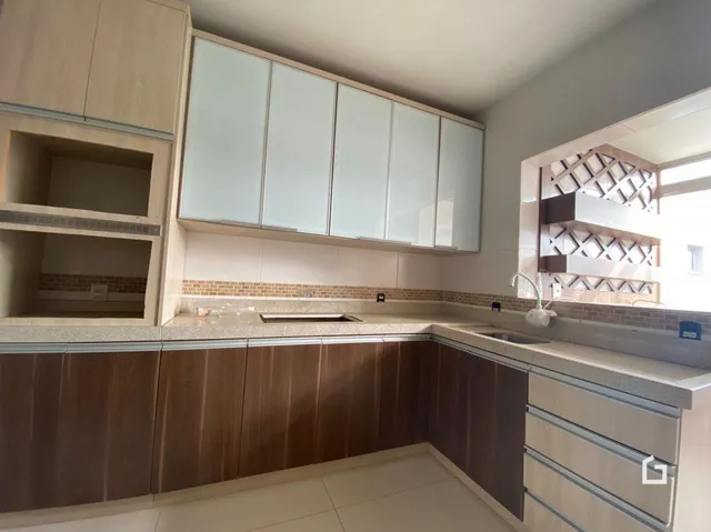 Foto da cozinha de um imóvel em Lajeado, Brasil.
