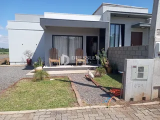 Casa com 2 dormitórios, foto 1