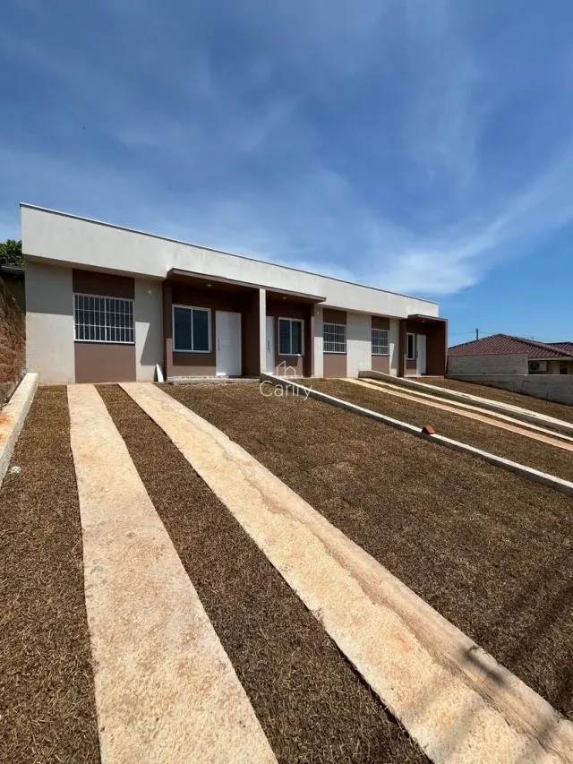 Casa geminada com 2 dormitórios, foto 2
