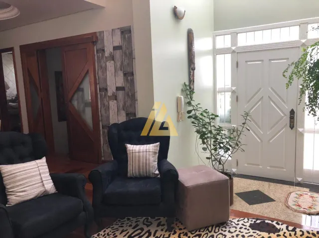 Casa com 4 dormitórios, foto 3
