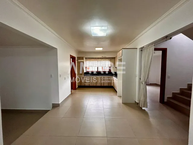 Casa com 4 dormitórios, foto 4