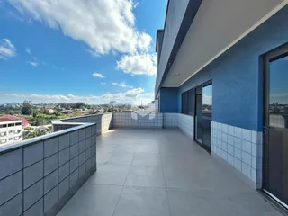 Vista da fachada de um imóvel em Lajeado, Brasil com área externa.