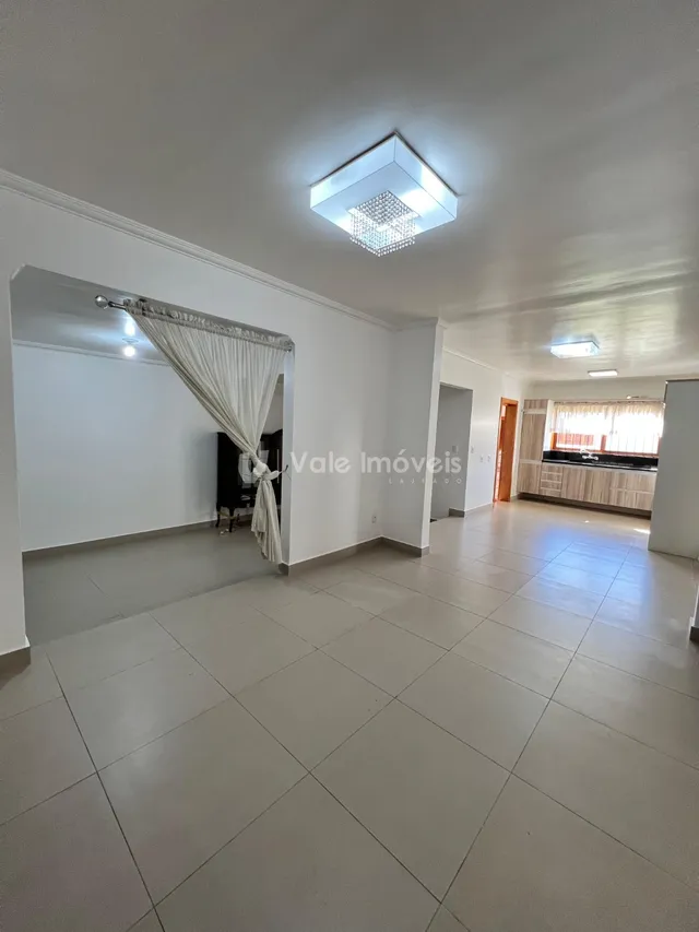 Casa com 4 dormitórios, foto 5