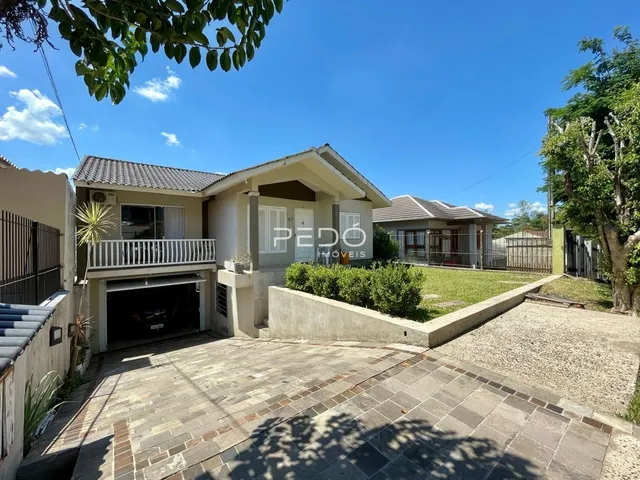 Casa com 4 dormitórios