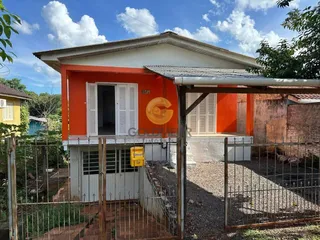 Casa com 4 dormitórios, foto 1