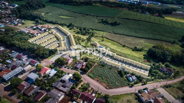 Casa com 2 dormitórios