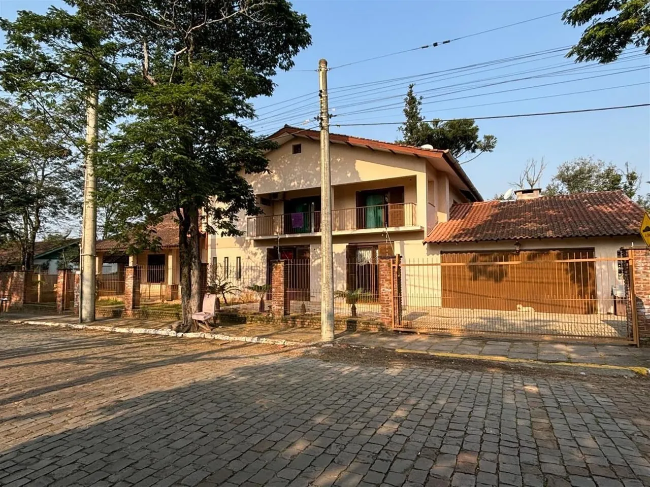 Casa com 5 dormitórios, foto 1