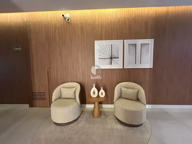 Apartamento com 2 dormitórios, foto 2