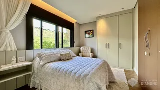 Casa com 4 dormitórios, foto 12